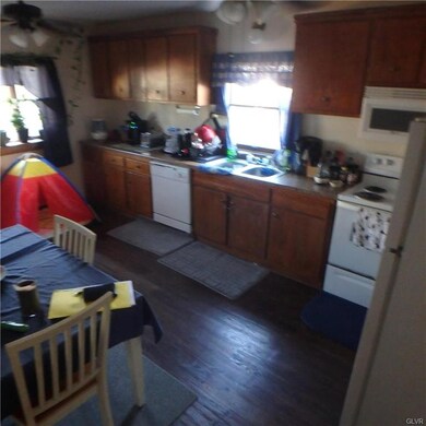 61 E Goepp St, Bethlehem, PA 18018 - photo 4