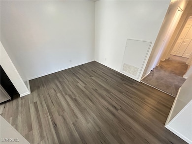 1375 E Hacienda Ave unit 217, Las Vegas, NV 89119 - photo 5