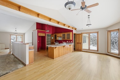 1714 Boulder Ct, Waukesha, WI 53189 - photo 3