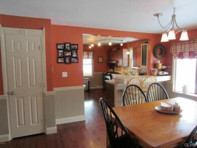 422 Skyline Dr, Lehighton, PA 18235 - photo 2