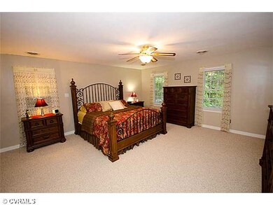 Master Bedroom - Huge master bedroom with two walk