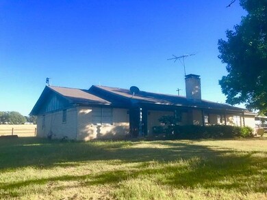 11015 Brock Hwy, Lipan, TX 76462 - photo 3