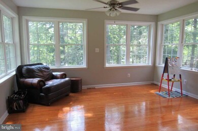 23283 Lakeview Dr, California, MD 20619 - photo 5