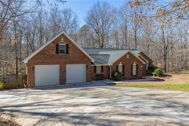 3115 Creekridge Dr, Asheboro, NC 27205 - photo 3