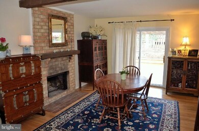 10207 Marshall Pond Rd, Burke, VA 22015 - photo 7