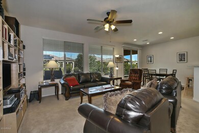 7164 W Merriweather Way-large-007-15-Liv