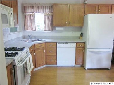 2678 Rockport Ln, Toms River, NJ 08755 - photo 7