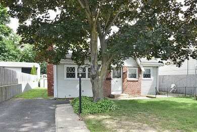 46 Rivulet St, Woonsocket, RI 02895 - photo 2