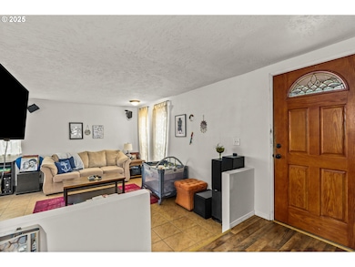 5736 A St, Springfield, OR 97478 - photo 4