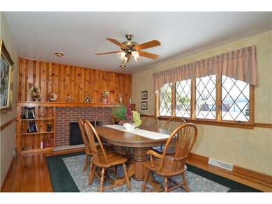 Dining Room. Gleaming Hard Wood Flooring