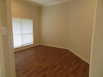 1490 Garden Lakes Dr, Friendswood, TX 77546 - photo 5