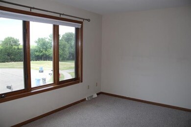 477 Waterman Ct, Oregon, WI 53575 - photo 2