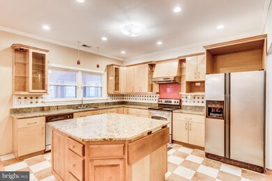 335 Margate Dr, Glen Burnie, MD 21060 - photo 7