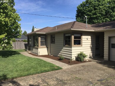 339 N Knights Bridge Rd, Canby, OR 97013 - photo 4