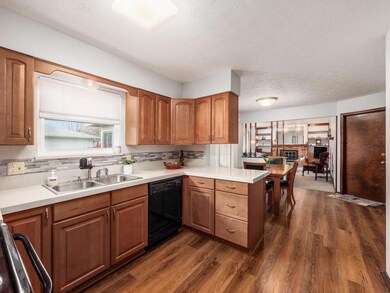 6213 Willowcrest Dr, Columbus, OH 43229 - photo 7