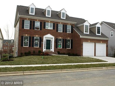 2104 Lake Forest Dr, Upper Marlboro, MD 20774 - photo 3