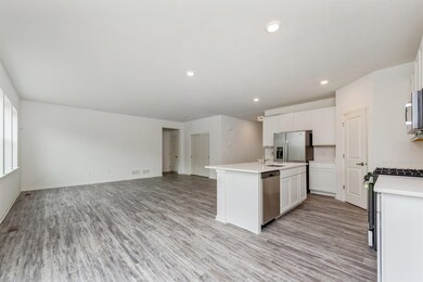 333 Langeland St, Oregon, WI 53575 - photo 5