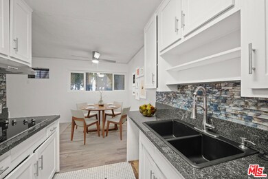 960 Larrabee St unit 104, West Hollywood, CA 90069 - photo 6