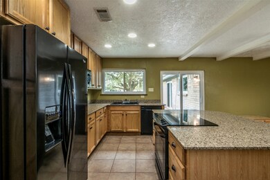 52 Boreas Dr County Rd 378a, Alvin, TX 77511 - photo 6