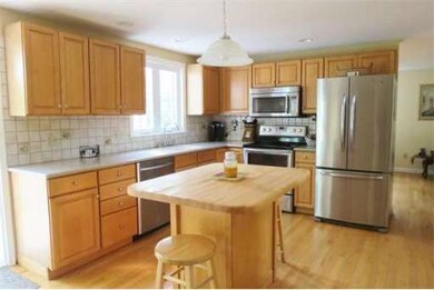 61 Kathy Ln, Attleboro, MA 02703 - photo 3