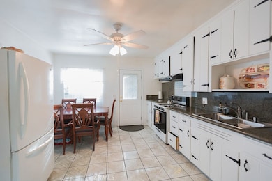 13157 Glamis St, Pacoima, CA 91331 - photo 4