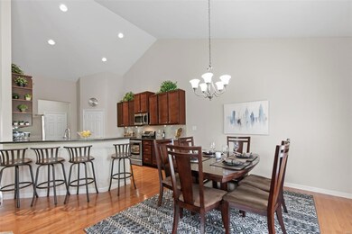 Hardwood floors in the breakfast room and kitchen!