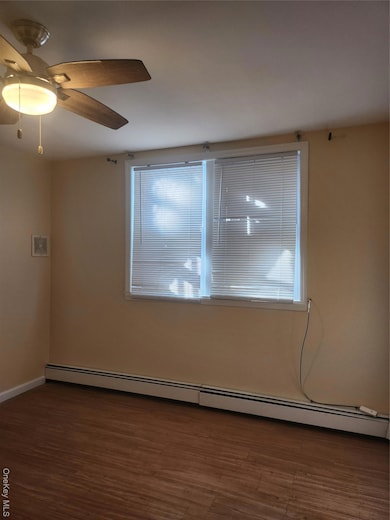 571 Laurelton Blvd unit Lower Level, Long Beach, NY 11561 - photo 5