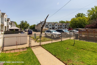 327 Mersereau Ave #A-4