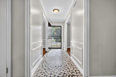 2879 Bannockburn Rd, Memphis, TN 38128 - photo 4