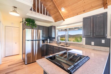 822 Hillside Dr-043