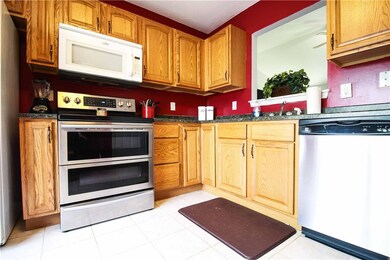 715 W 15th St, Greensburg, IN 47240 - photo 5