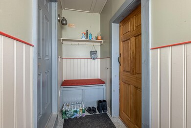 37 McArthur Ave_W5_027