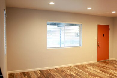 2807 Avalon GR