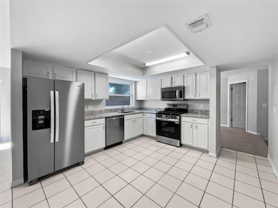 831 Haulover Dr, Altamonte Springs, FL 32714 - photo 2