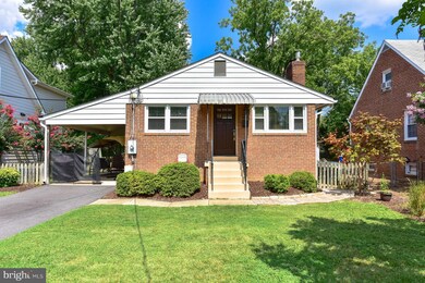 512 Greenwich St, Falls Church, VA 22046 - photo 2