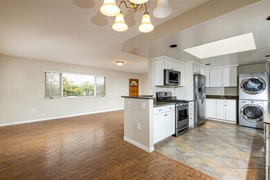 1717 Glasgow Ave, Cardiff By the Sea, CA 92007 - photo 6