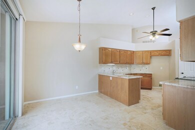 Eat-in Kitchen