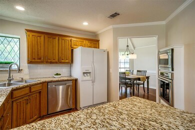 700 Reese Ln, Hurst, TX 76054 - photo 5