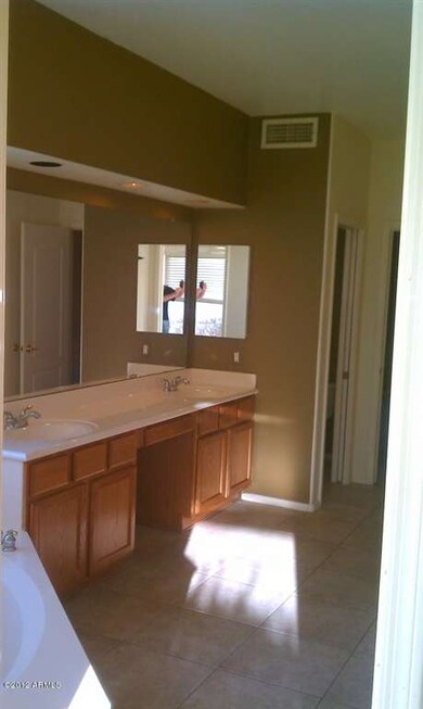 Master bathroomr