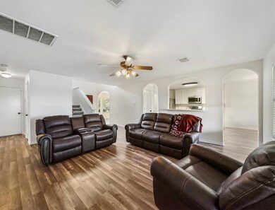 4004 Parry Dr, Pearland, TX 77584 - photo 6