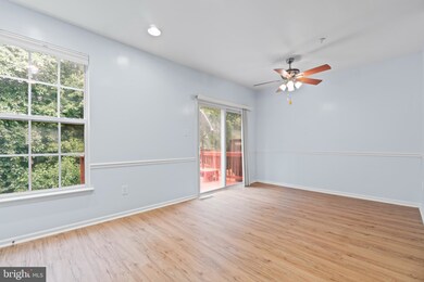 11113 Little Fox Ln, Germantown, MD 20876 - photo 6