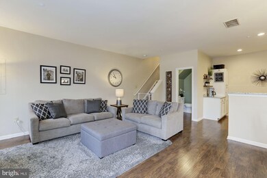 8715 Morning Breeze Ct, Odenton, MD 21113 - photo 5