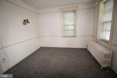 153 W Main St, New Holland, PA 17557 - photo 6