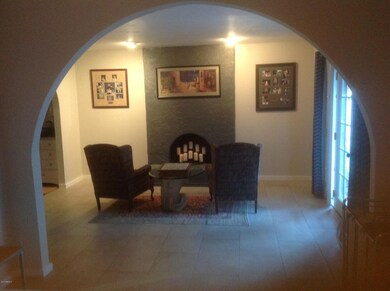 sitting area in masterbedroom
