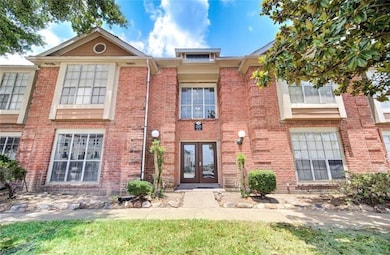 12200 Overbrook Ln unit 38D, Houston, TX 77077 - photo 2