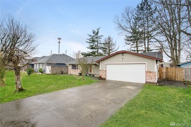 515 Calistoga St W, Orting, WA 98360 - photo 2
