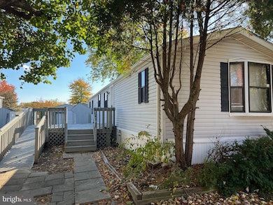 136 Rodeo Cir, Middle River, MD 21220 - photo 5