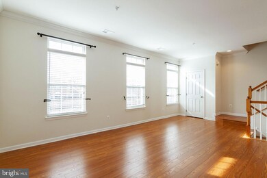 2702 Sheffield Hill Way unit 221, Woodbridge, VA 22191 - photo 5