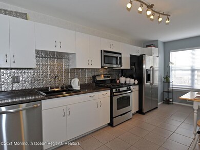 005_Kitchen (2)