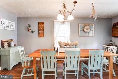 130 S 3rd St, Mount Wolf, PA 17347 - photo 6